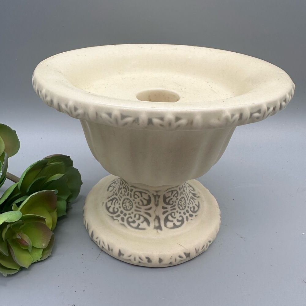 Ceramic candle holder